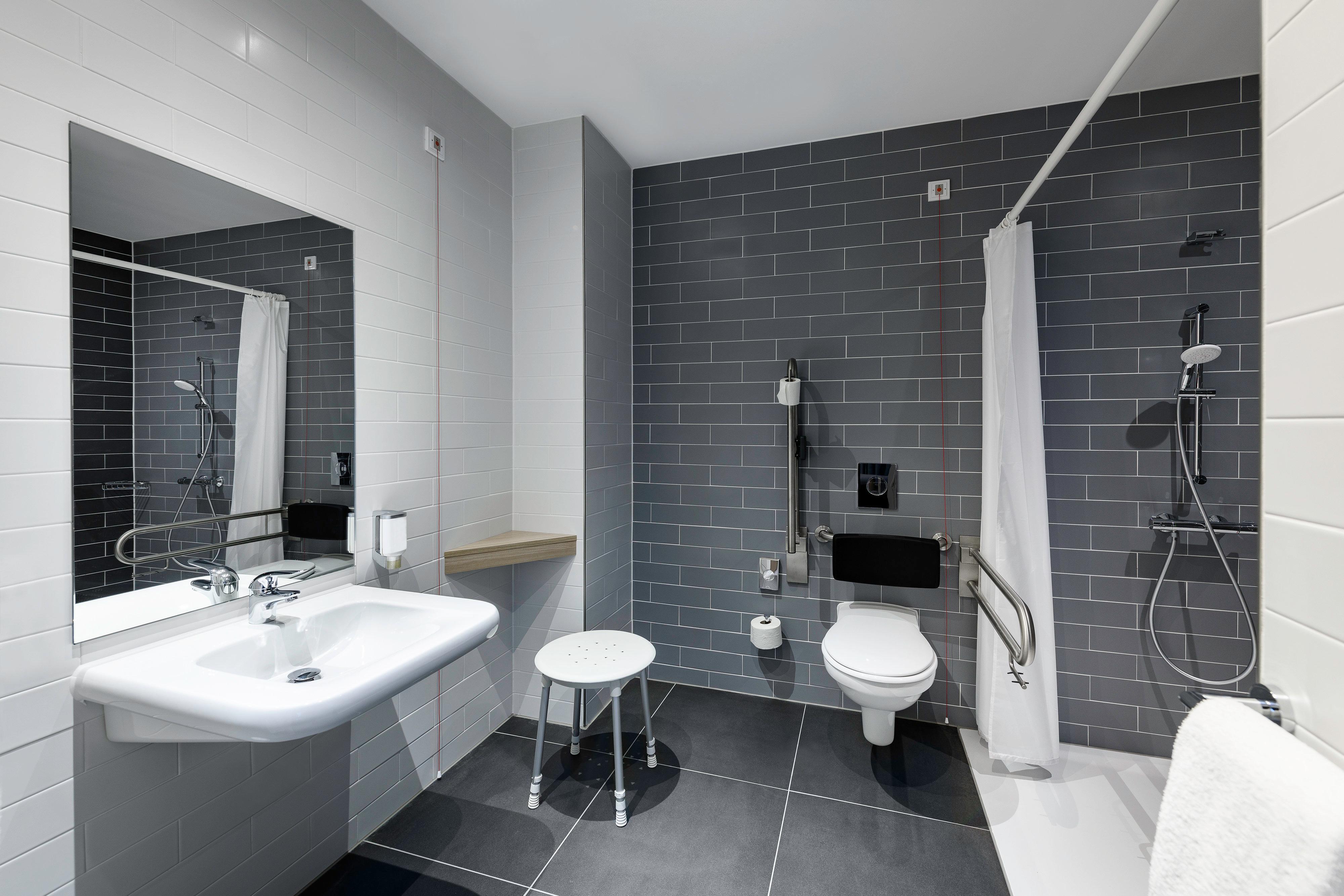 Holiday Inn Express - Regensburg By Ihg Bagian luar foto